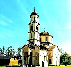 приказ храма Светог пророка Илије у Карановцу под куполом плавог неба