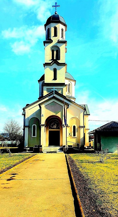 Храм Светог Пророка Илије у Каранавцу подно Озрена у Републици Српској