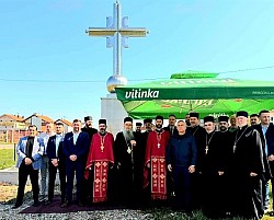 Освећење земљишта за храм Светог Саве у Бијељини у Епархији Зворничко-тузланској Српске Православне Црквепо узору на Хиландар